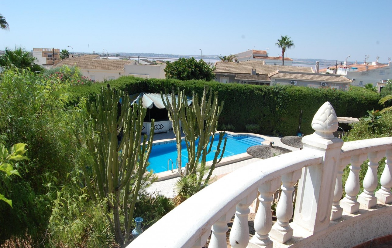 Venta - Chalet - Torrevieja - San luis