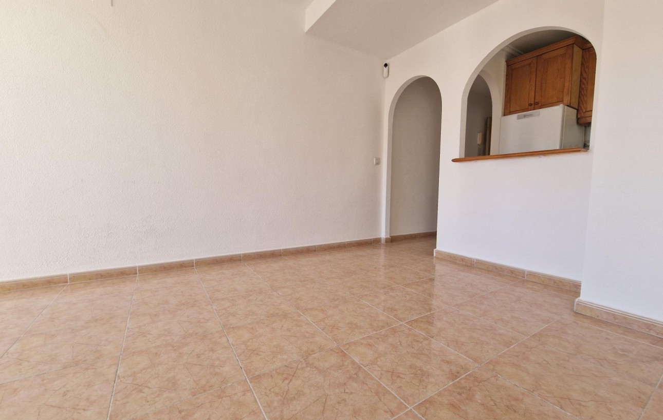 Sale - Apartment - Torrevieja - Centro