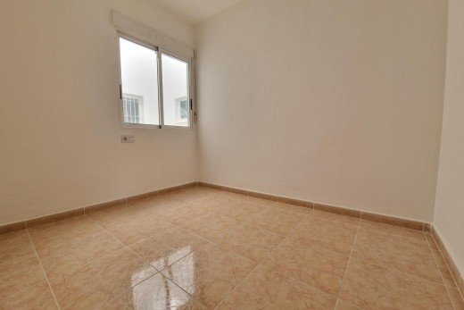 Sale - Apartment - Torrevieja - Centro