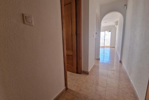 Sale - Apartment - Torrevieja - Centro