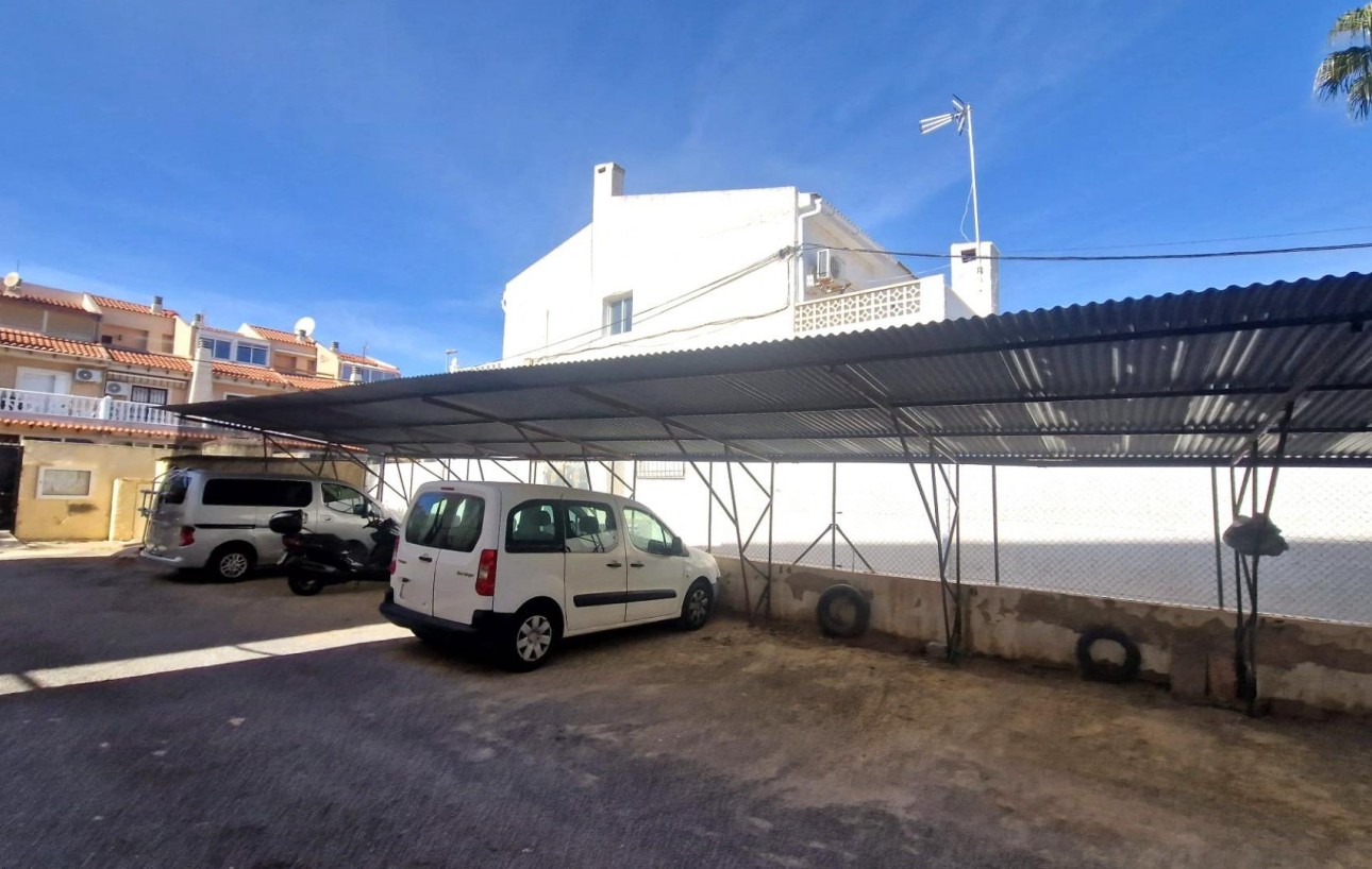 Sale - Bungalow Planta Baja - Torrevieja - Estacion de autobuses