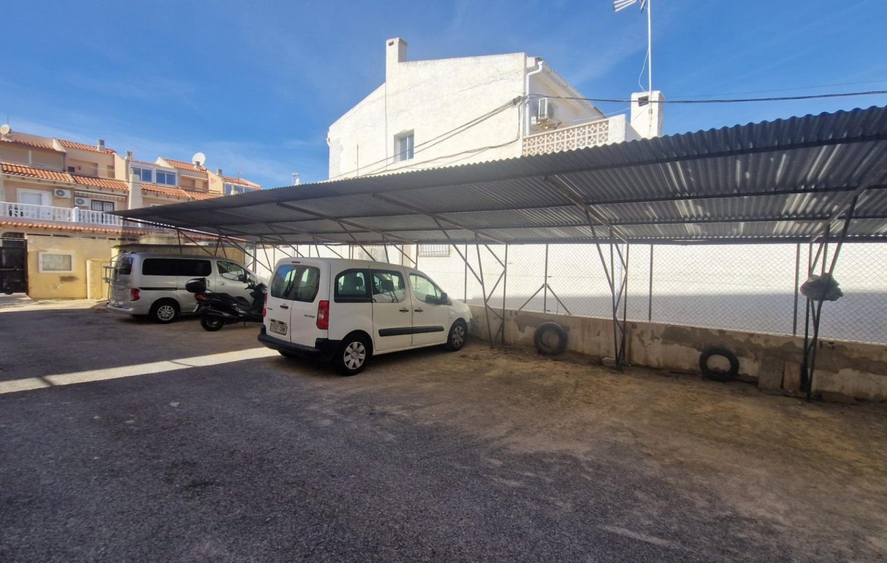 Sale - Bungalow Planta Baja - Torrevieja - Estacion de autobuses