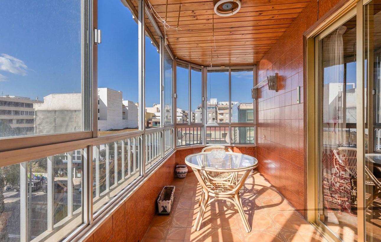 Sale - Apartment - Torrevieja - Acequion