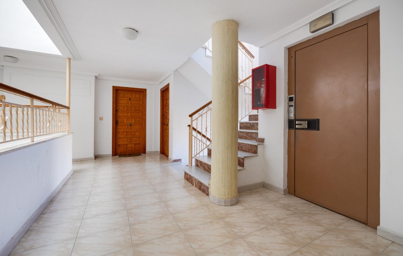 Sale - Apartment - Torrevieja - Acequion