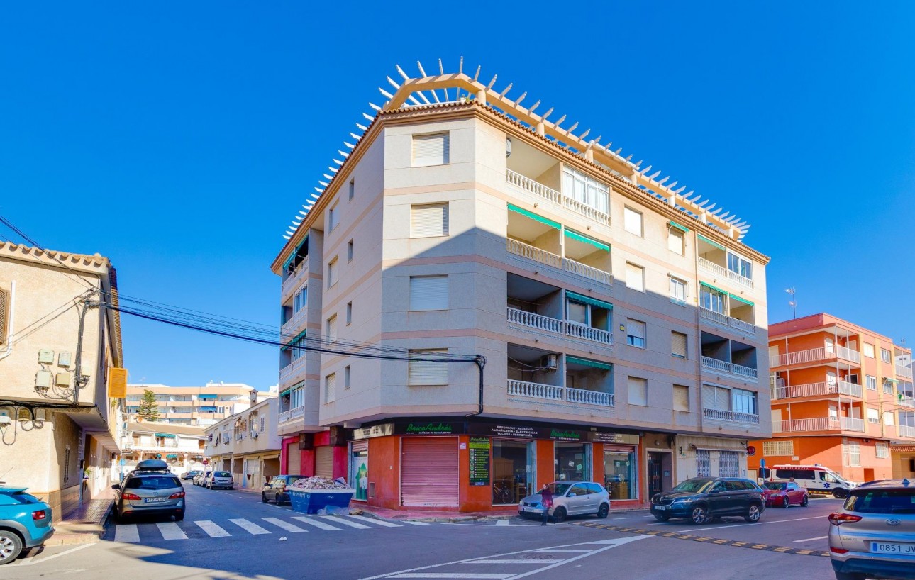 Sale - Apartment - Torrevieja - Acequion