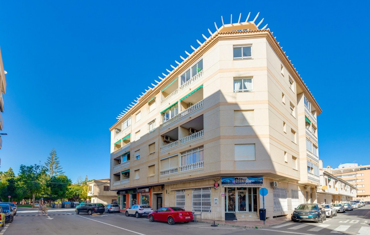 Sale - Apartment - Torrevieja - Acequion