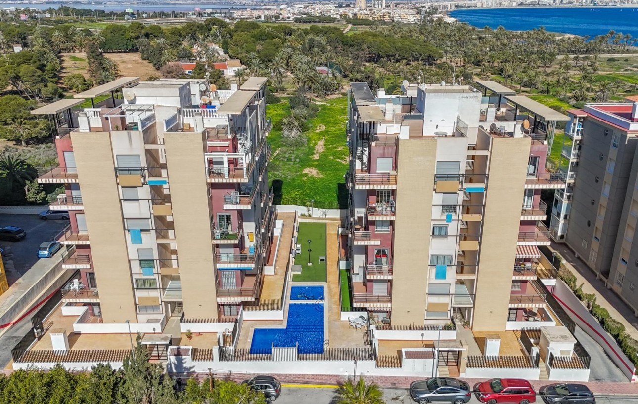 Sale - Apartment - Torrevieja - Punta prima