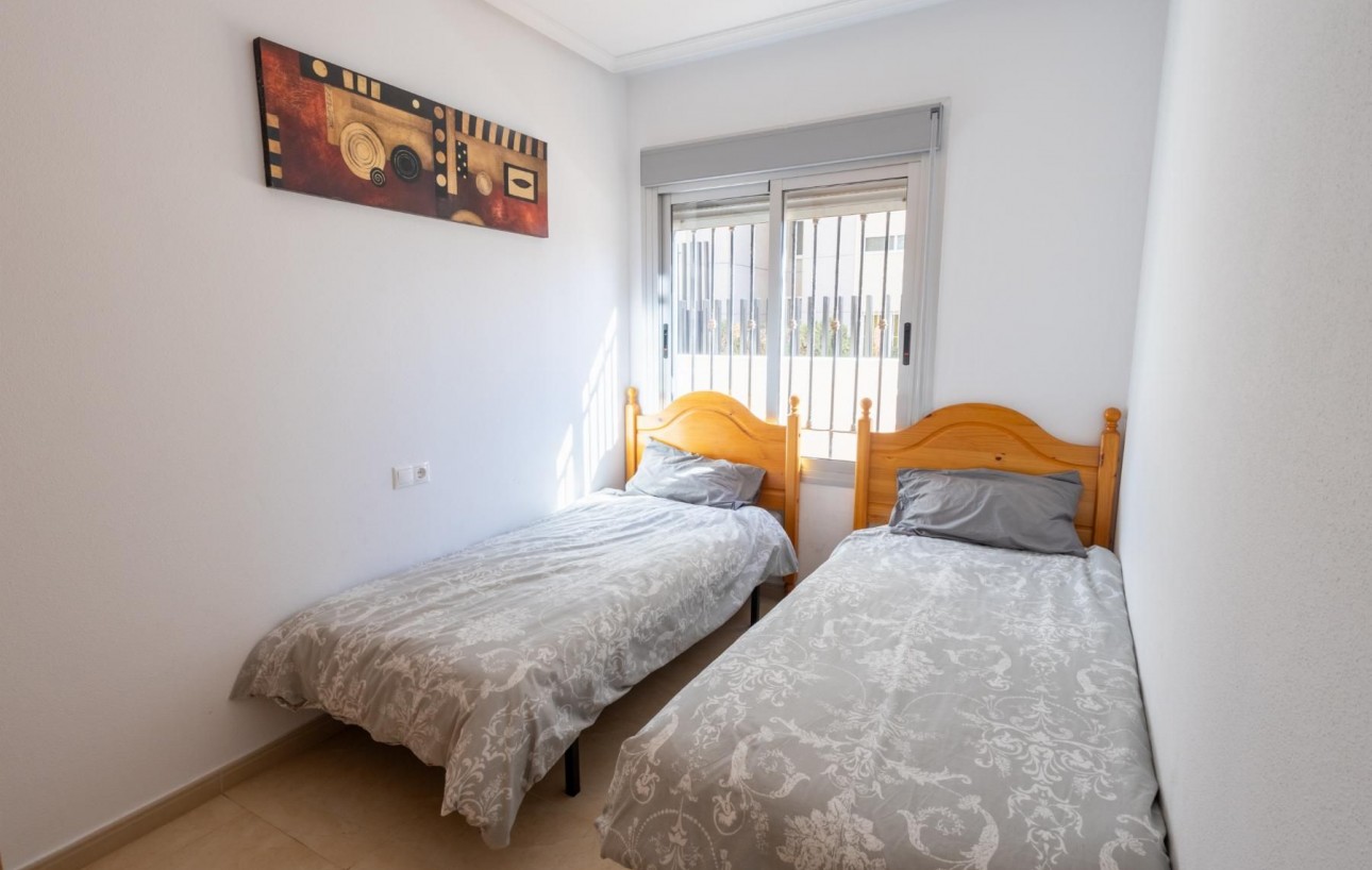 Sale - Apartment - Torrevieja - Punta prima