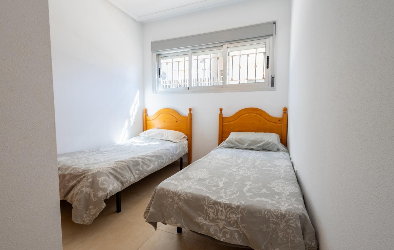 Sale - Apartment - Torrevieja - Punta prima