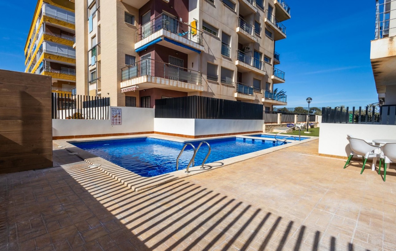 Sale - Apartment - Torrevieja - Punta prima