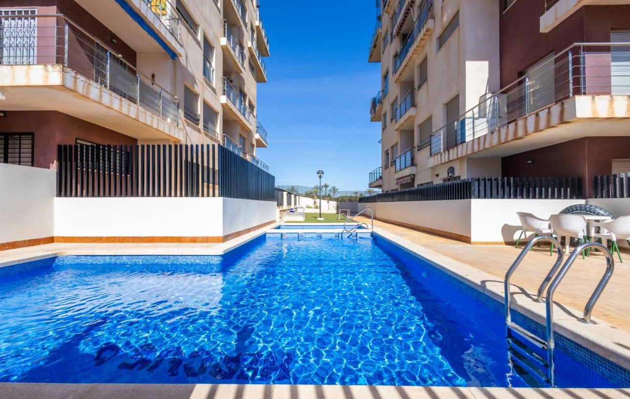 Sale - Apartment - Torrevieja - Punta prima