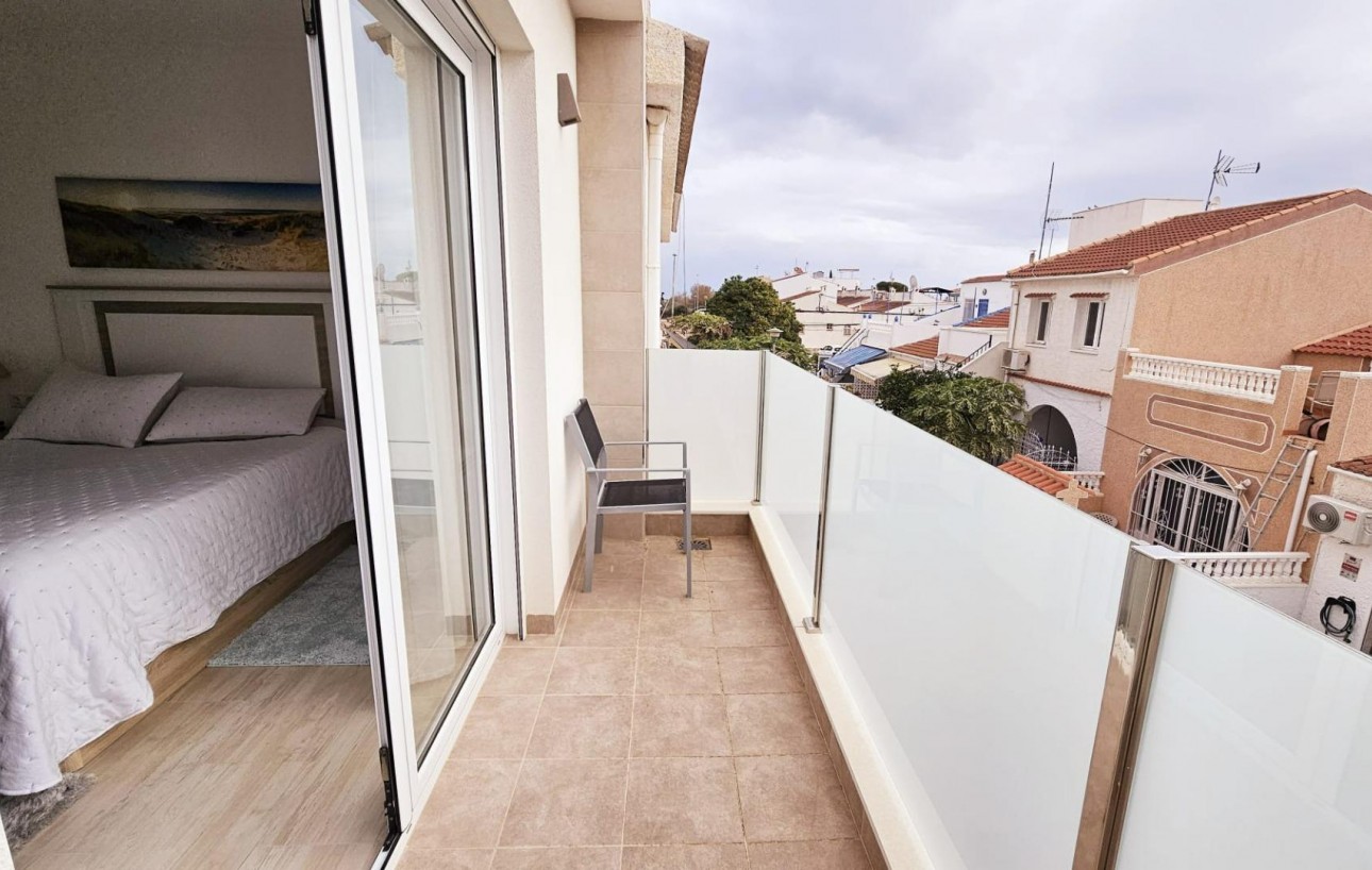 Venta - Casa Tipo Dúplex - Torrevieja - La siesta