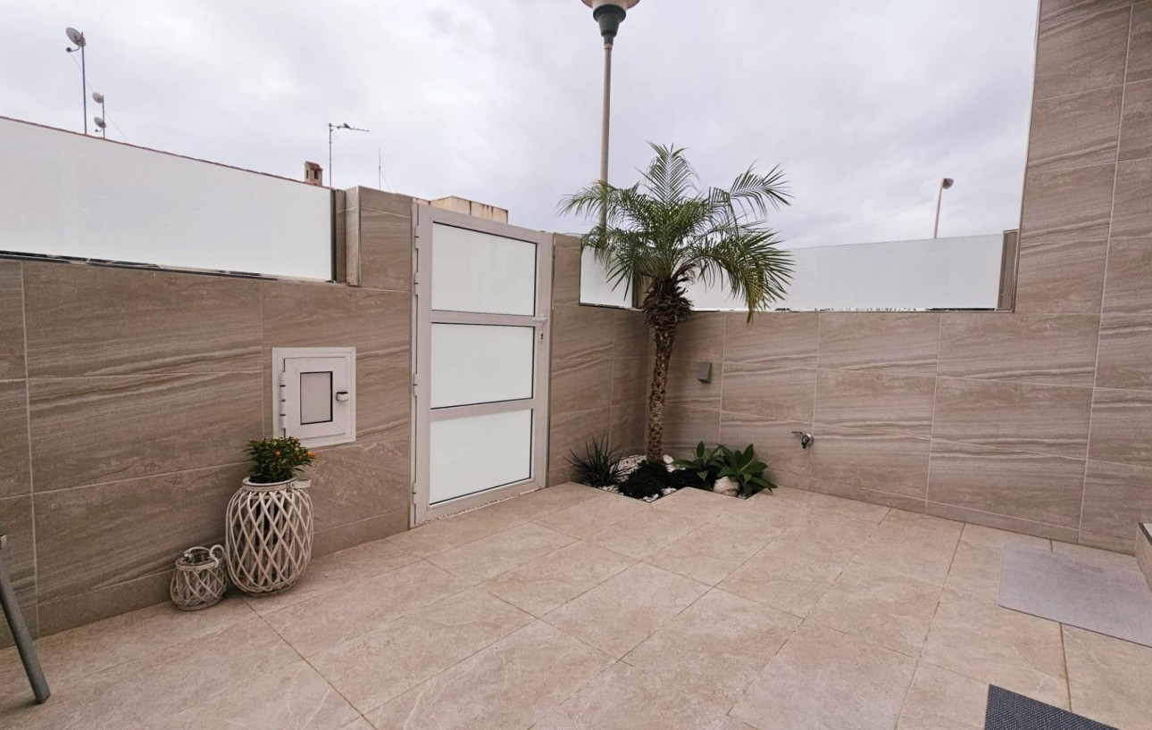 Venta - Casa Tipo Dúplex - Torrevieja - La siesta