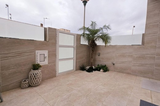 Venta - Casa Tipo Dúplex - Torrevieja - La siesta