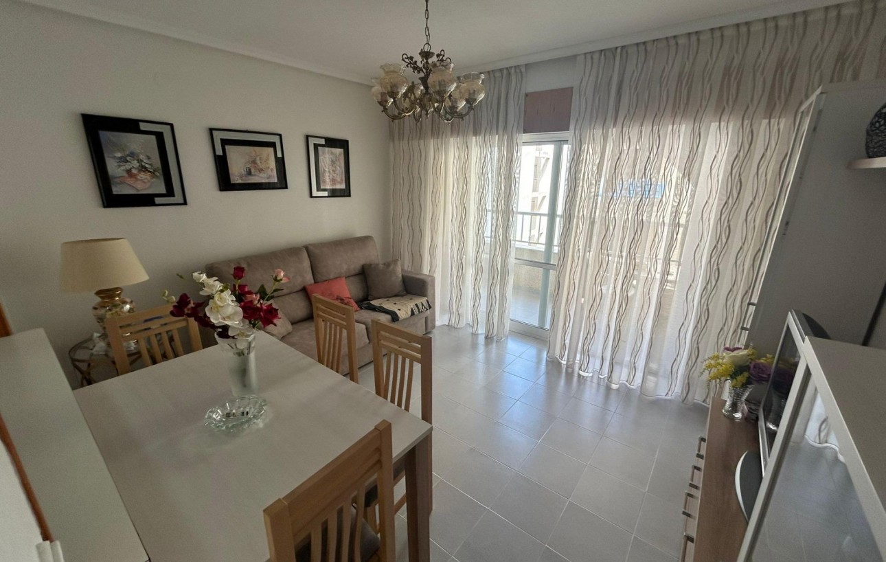 Sale - Apartment - Torrevieja - Acequion