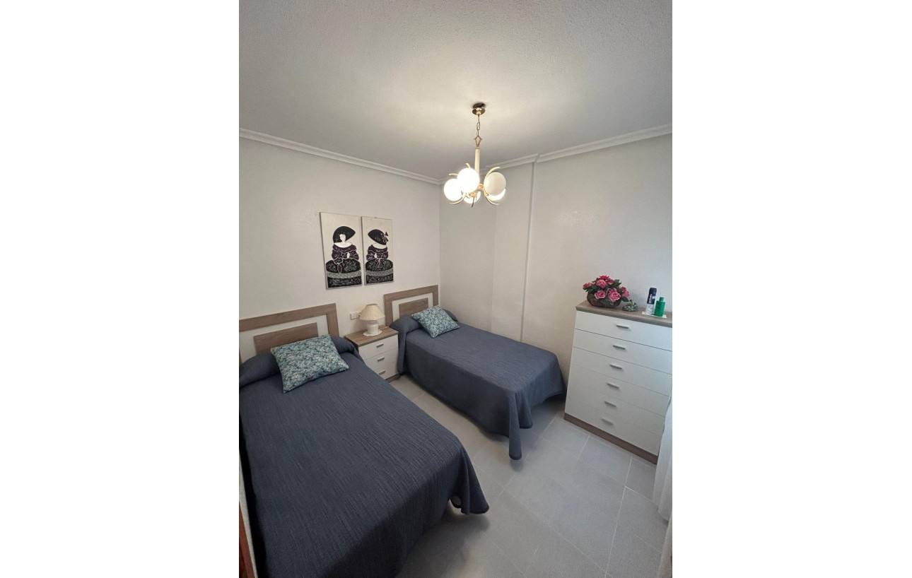 Sale - Apartment - Torrevieja - Acequion