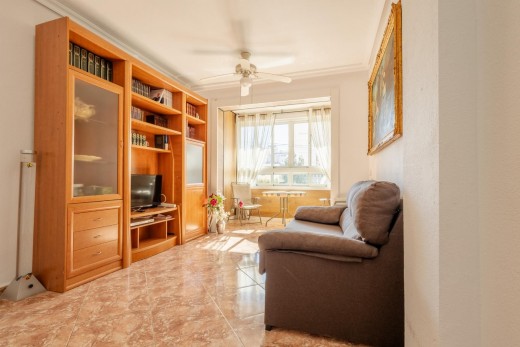 Sale - Apartment - Torrevieja - Centro