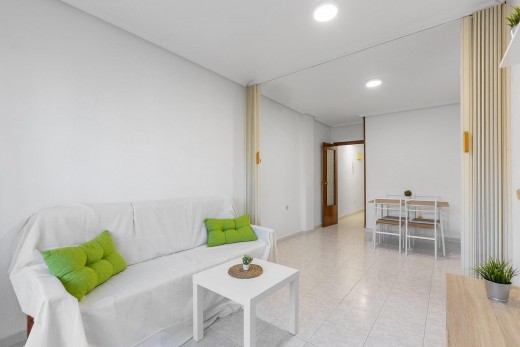 Sale - Apartment - Torrevieja - Centro