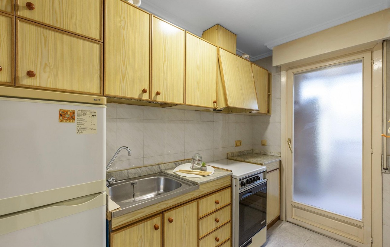 Sale - Apartment - Torrevieja - Centro