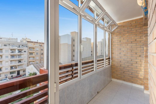 Sale - Apartment - Torrevieja - Centro