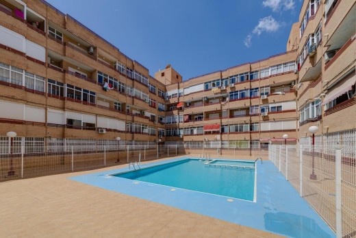 Sale - Apartment - Torrevieja - Centro