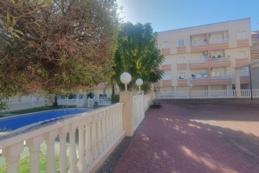 Sale - Apartment - Torrevieja - Centro