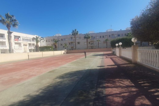 Sale - Apartment - Torrevieja - Centro