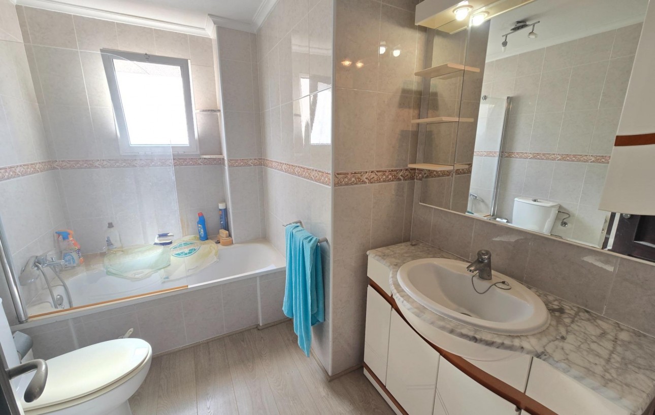 Sale - Apartment - Torrevieja - Playa del cura