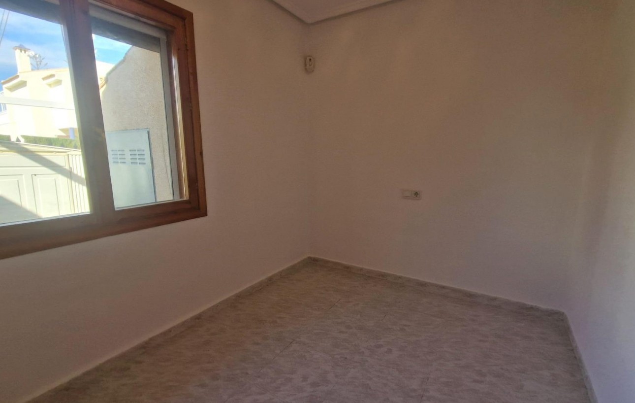 Sale - Townhouse - Torrevieja - Los altos