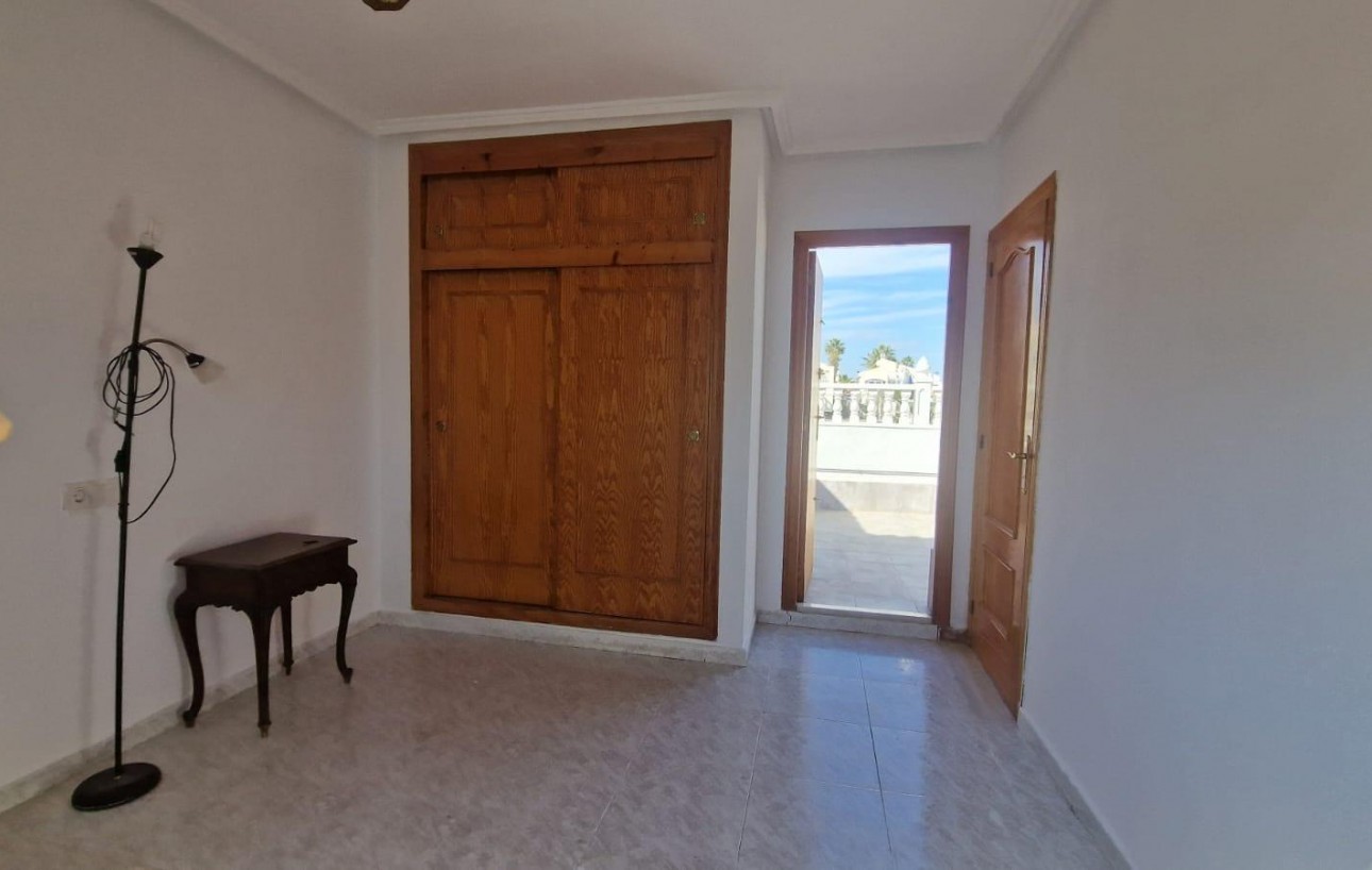 Sale - Townhouse - Torrevieja - Los altos