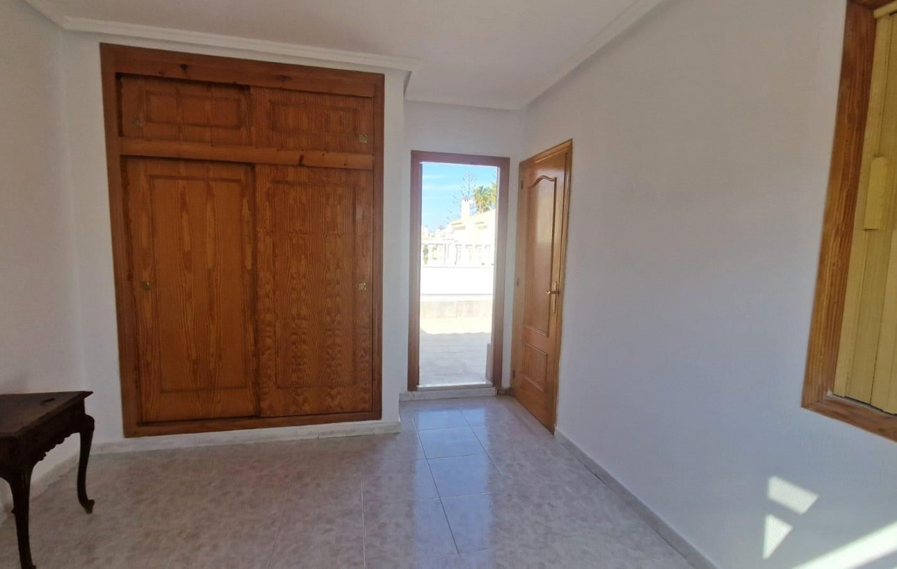 Sale - Townhouse - Torrevieja - Los altos