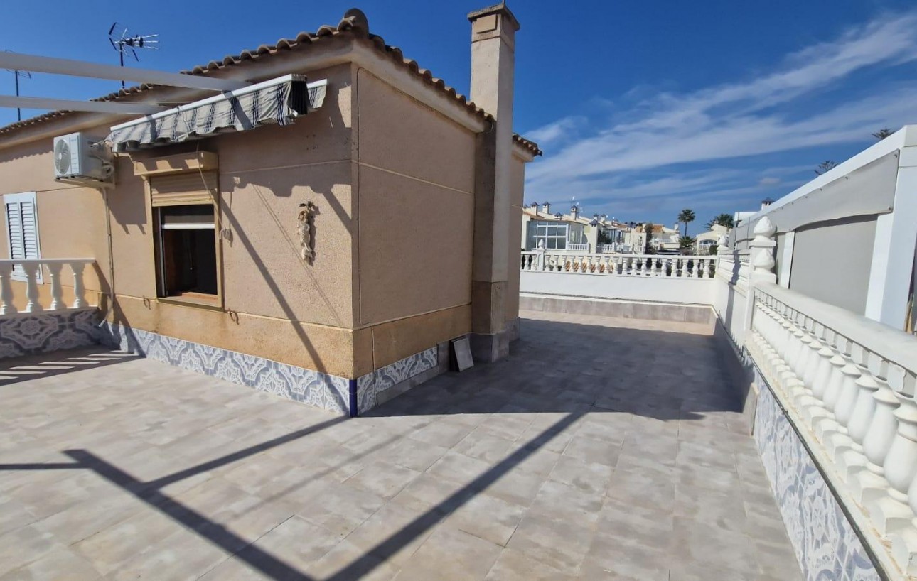 Sale - Townhouse - Torrevieja - Los altos