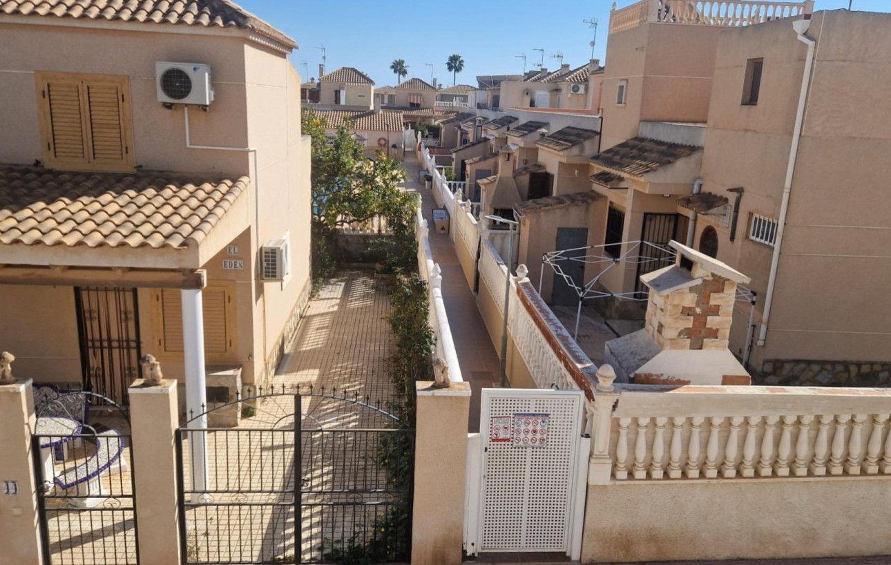 Sale - Townhouse - Torrevieja - Los altos