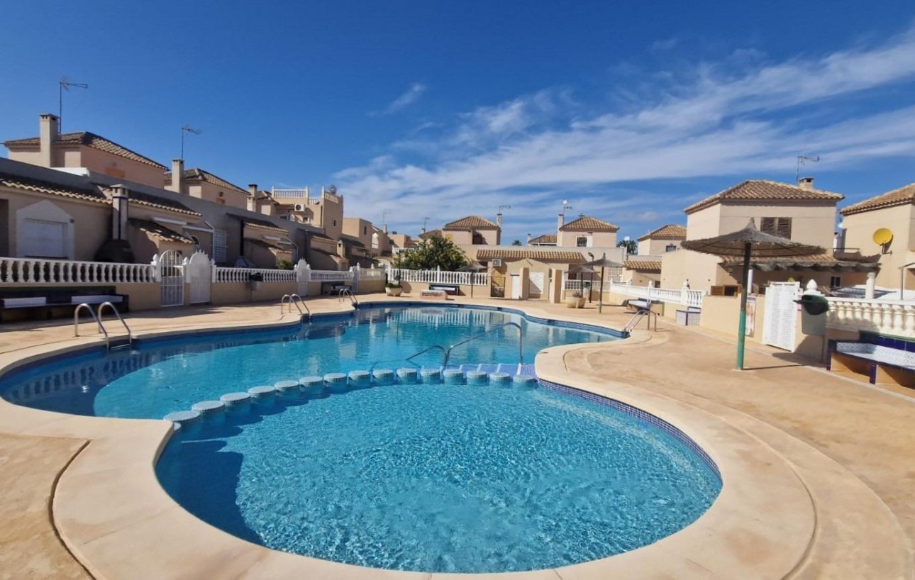 Sale - Townhouse - Torrevieja - Los altos