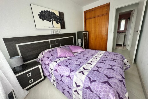 Sale - Apartment - Torrevieja - Centro