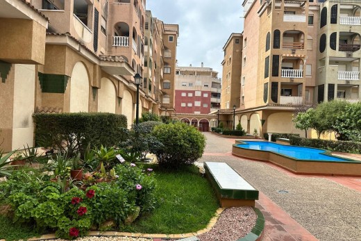 Sale - Apartment - Torrevieja - Centro