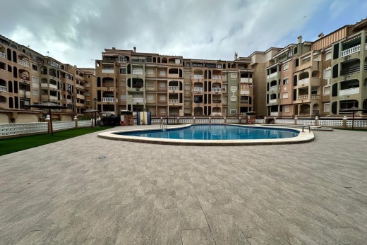 Sale - Apartment - Torrevieja - Centro