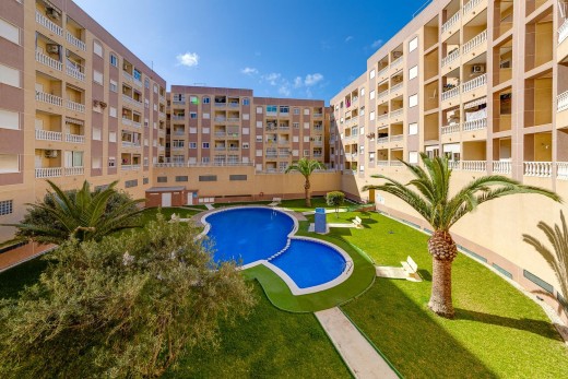 Sale - Apartment - Torrevieja - Centro