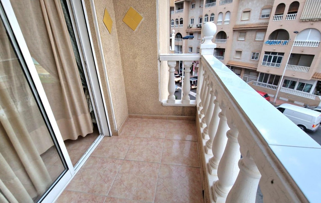 Venta - Apartamento - Torrevieja - Centro