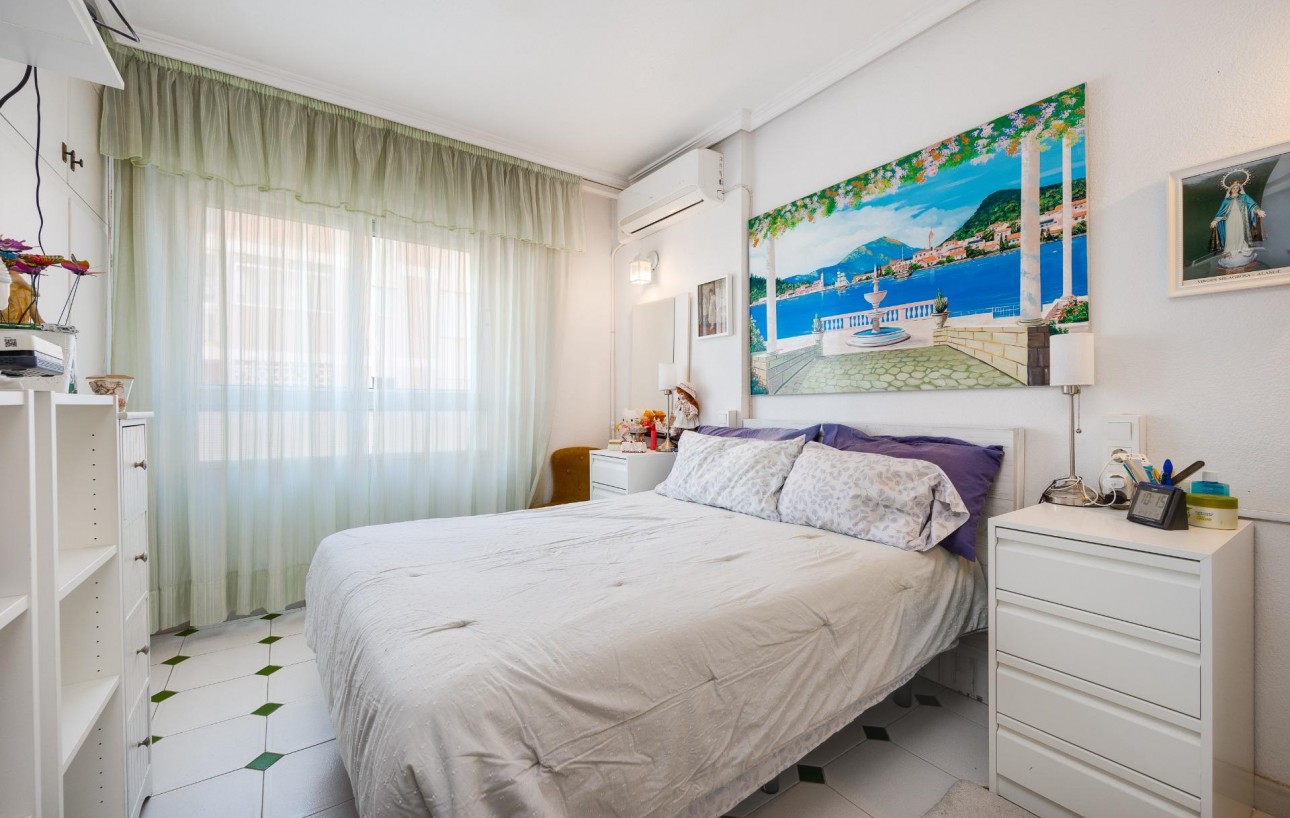 Revente - Appartement - Torrevieja - Acequion