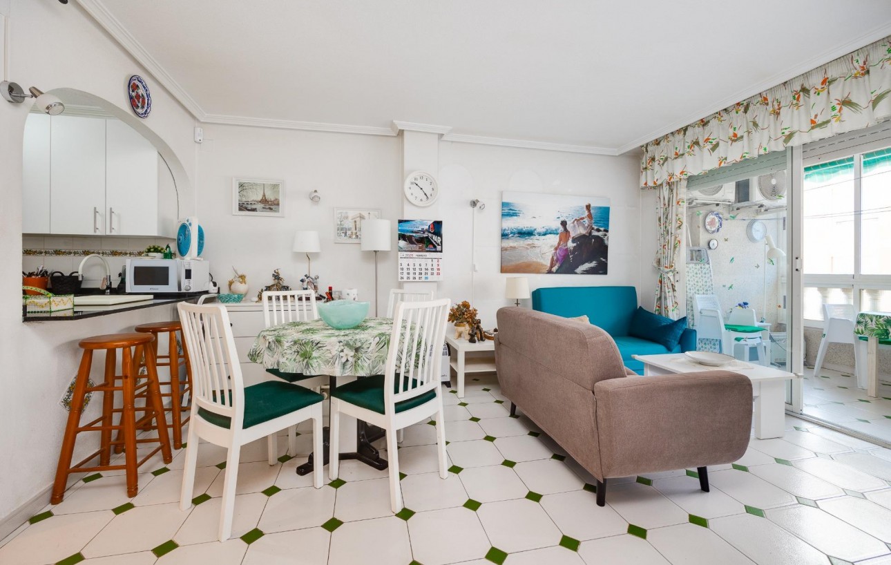 Revente - Appartement - Torrevieja - Acequion