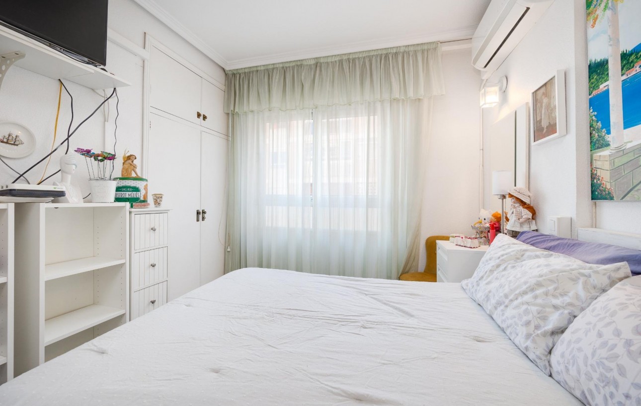 Revente - Appartement - Torrevieja - Acequion