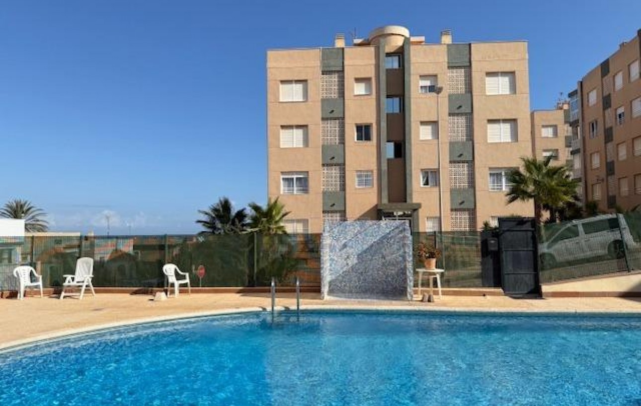 Revente - Appartement - Torrevieja - Sector 25