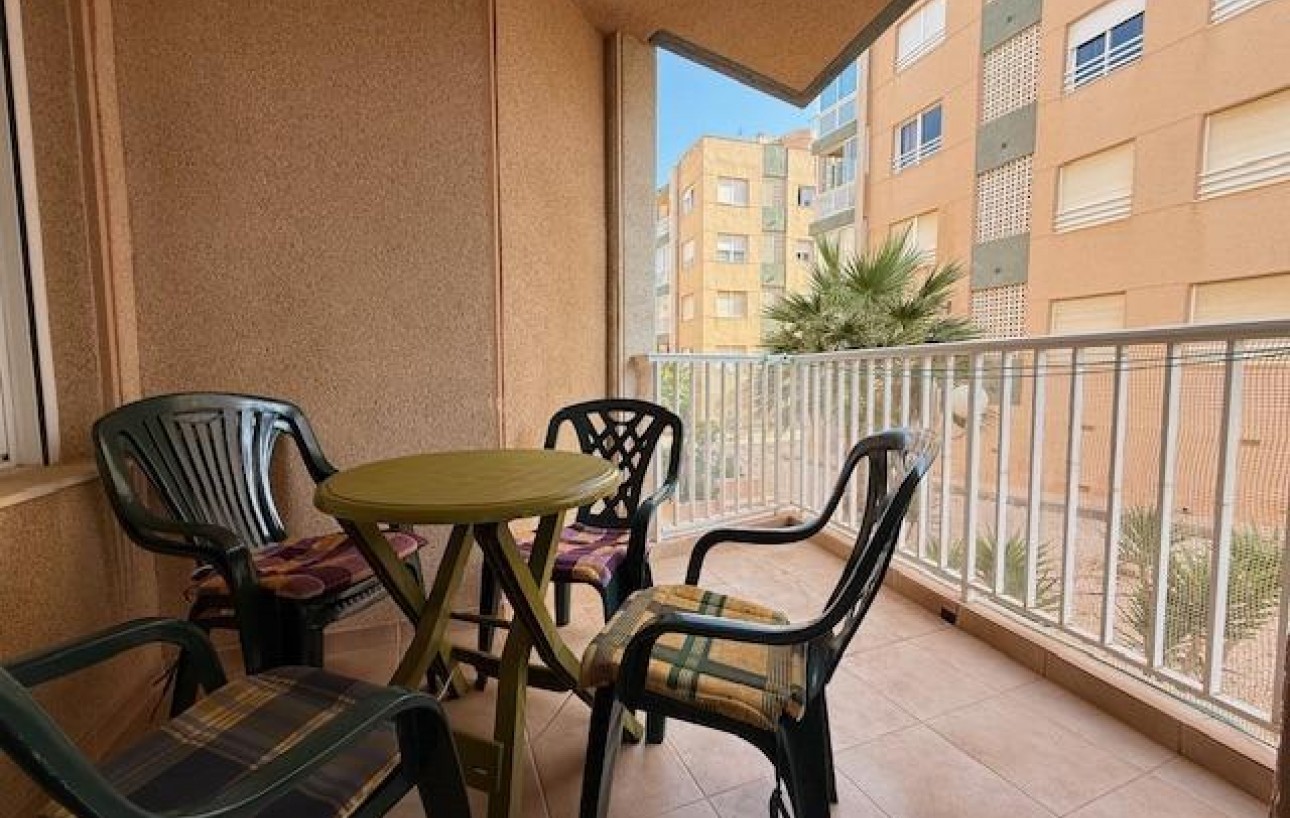 Resale - Wohnung - Torrevieja - Sector 25