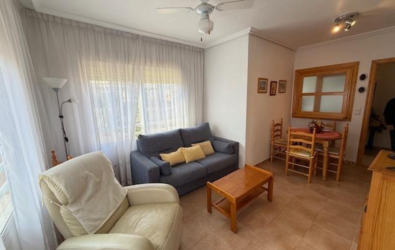 Resale - Wohnung - Torrevieja - Sector 25