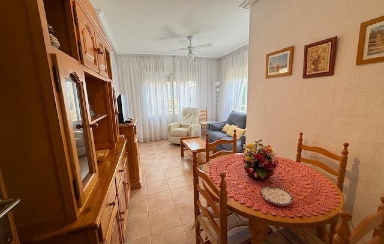 Revente - Appartement - Torrevieja - Sector 25