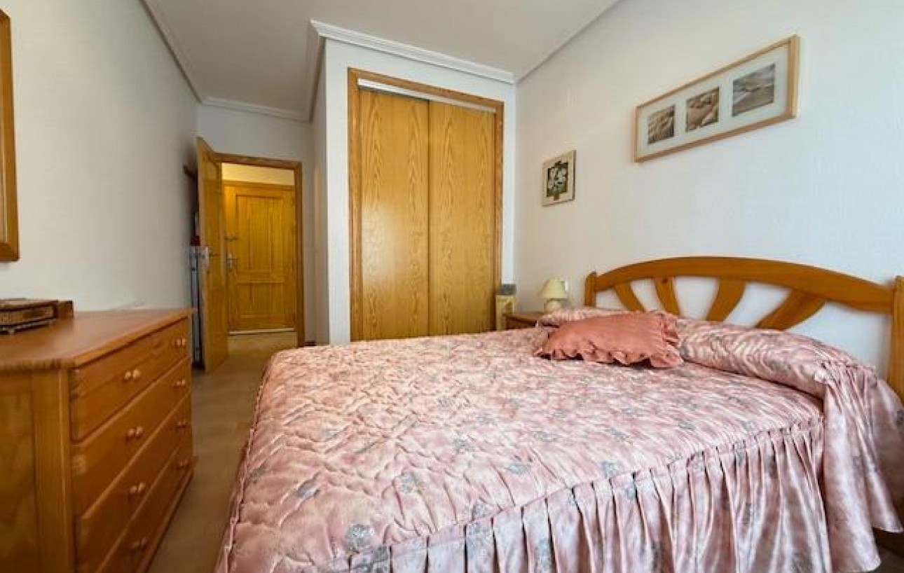 Sale - Apartment - Torrevieja - Sector 25