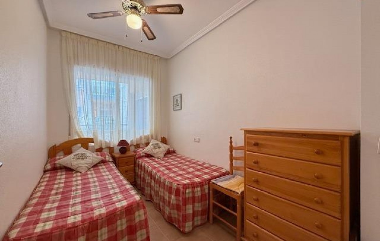 Sale - Apartment - Torrevieja - Sector 25