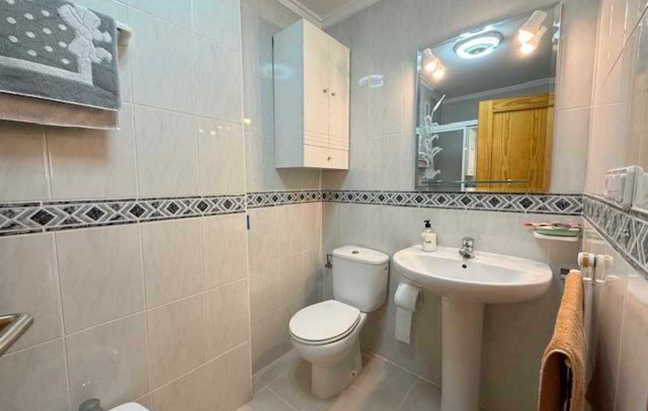 Revente - Appartement - Torrevieja - Sector 25