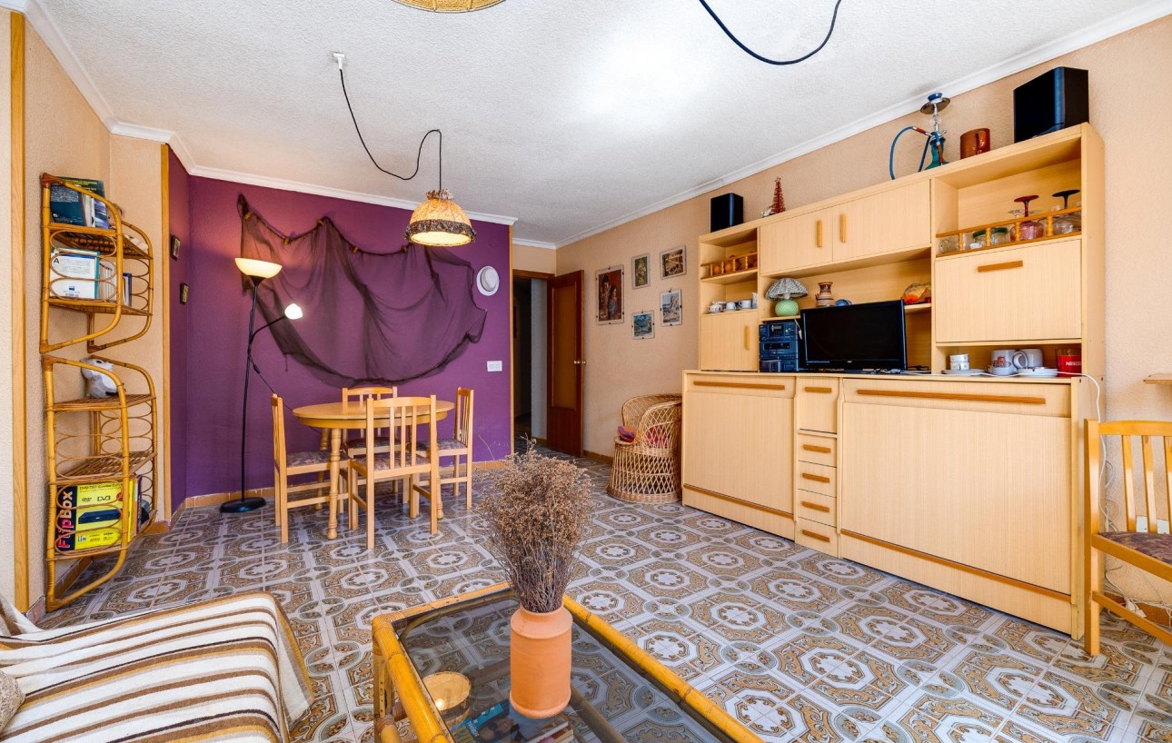 Resale - Lägenhet - Torrevieja - Playa del cura